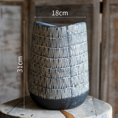 Flower decorates vase